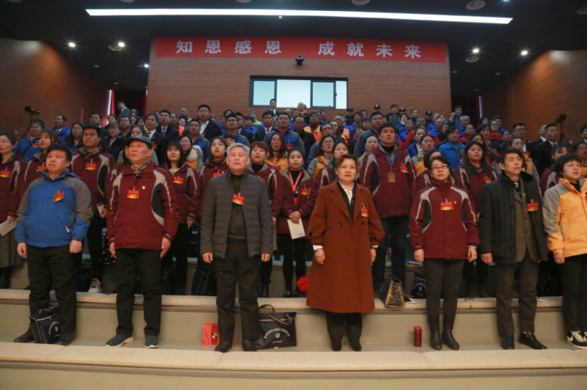 单双线上平台,单双（中国）2019年度工作动员大会---舞蹈《花开树恩》